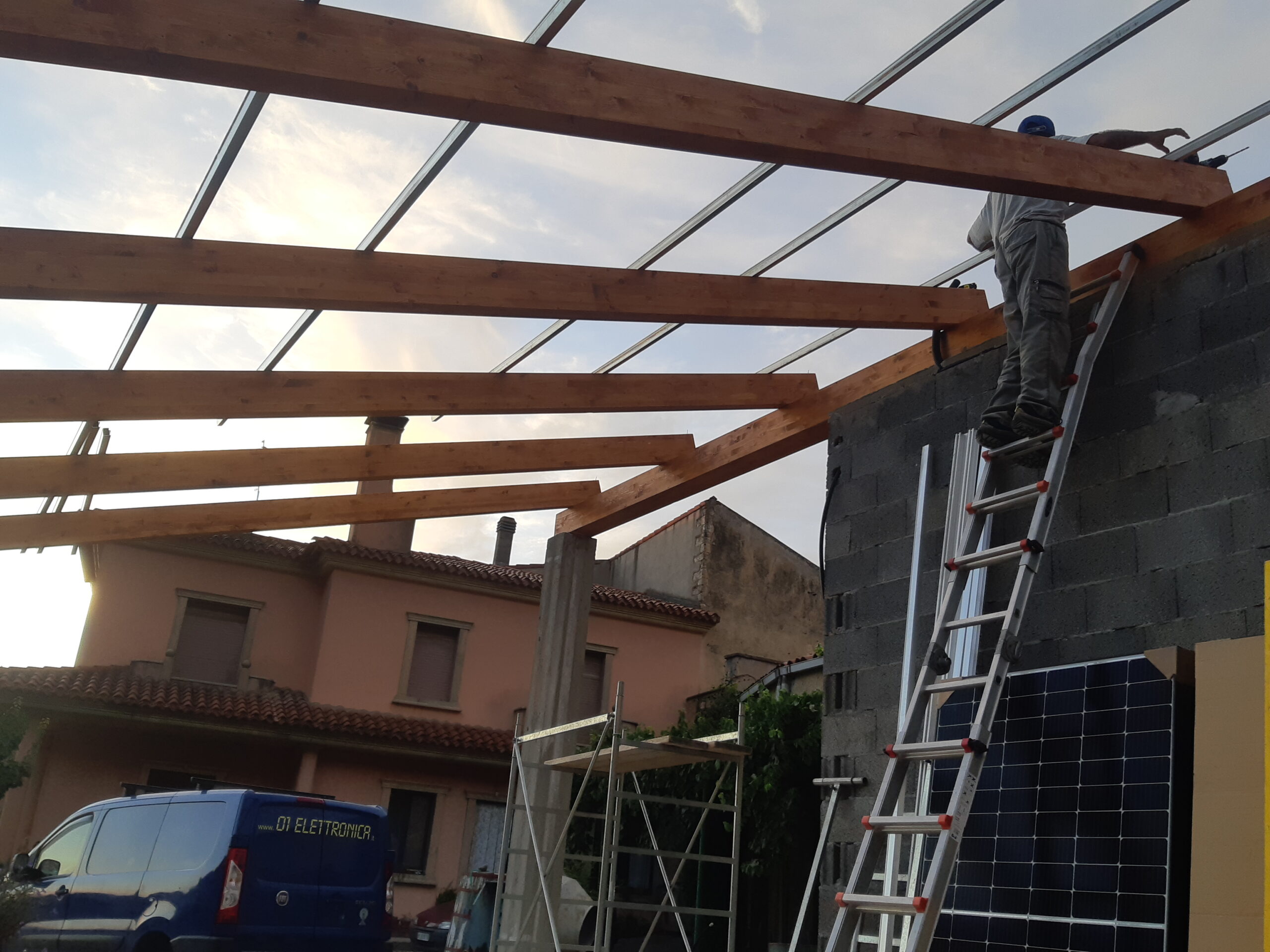 Predisposizione su pensilina pannelli fotovoltaici SolarFabrike 10KW a Nurallao - Cagliari
